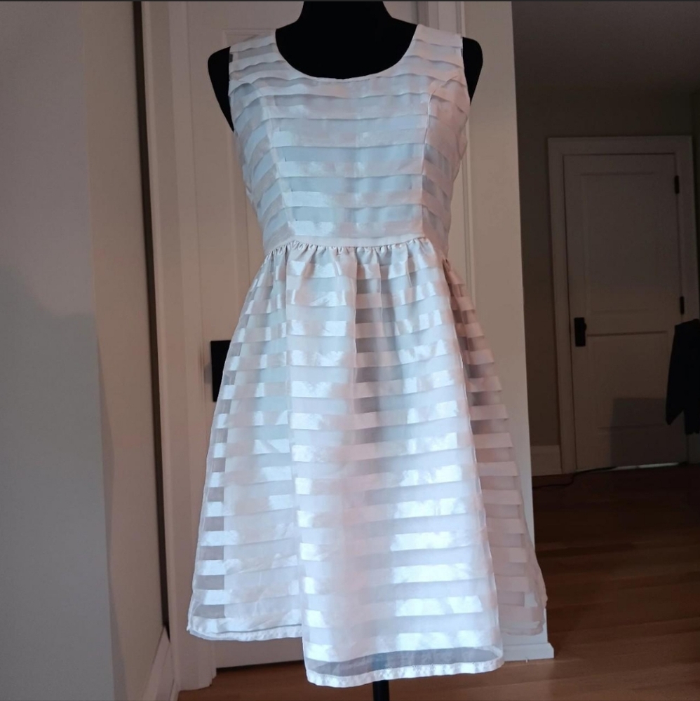 Gorgeous champagne color formal dress